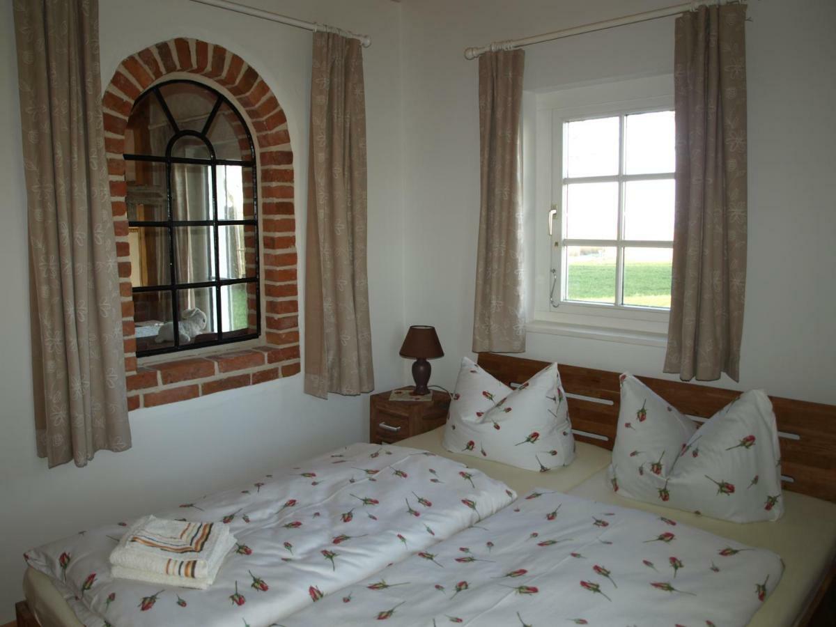 Ferienhaus Kranichblick Kinnbackenhagen エクステリア 写真